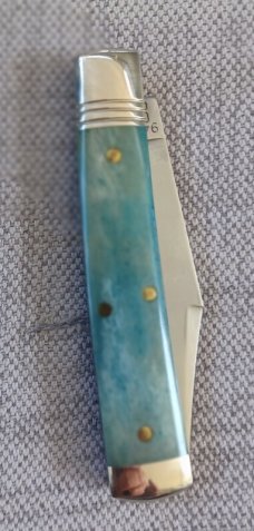 Great Eastern 941121 Blue Camel Bone..Northfield...1095..3.25" closed...long pull clip ..nit