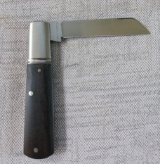 Pablo Castellani Ebony Sheepsfoot Barlow..4" closed...14C28N...Fluted/integral/doved.makers pouch 