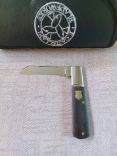 Pablo Castellani Ebony Sheepsfoot Barlow..4" closed...14C28N...Fluted/integral/doved.makers pouch 