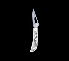 Scrimshaw Golfer Stainless Steel Silver Hawk Knife 