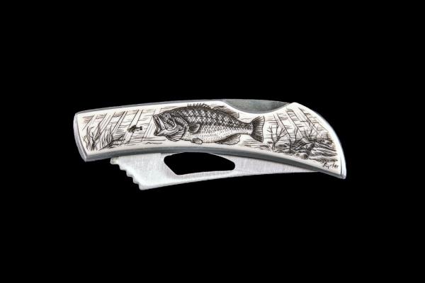 Etched Bass Stainless Steel Silver Hawk Knife