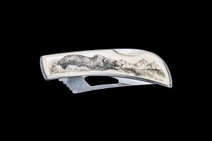 Scrimshaw Bear with Fish Design Stainless Steel Silver Hawk Pocket Knife