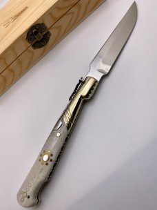 José Antonio Herreros 24.2cm / 9.5" French Vendetta Polished Stag Antler Fulcrum Release w/Wood Box