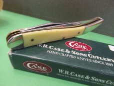 Case XX 2001 Yellow Handle Fish Knife Pattern # 320094F SS