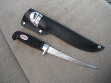 Like new Rapala fishing knife with sheath. Fishing Fillet Knife Made in Finland. Stainless Steel