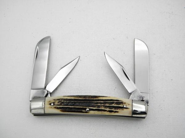 Queen Cutlery Large 4” Four Blade Congress #32, 1975 - 1976: rare “Queen “tang stamp