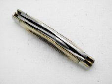 Queen Cutlery Large 4” Four Blade Congress #32, 1975 - 1976: rare “Queen “tang stamp