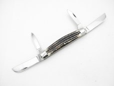 Queen Cutlery Large 4” Four Blade Congress #32, 1958 – 1960: tang stamp is “Q Steel”, etched blade