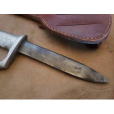 Original WWII New Zealand trench knife knuckleduster