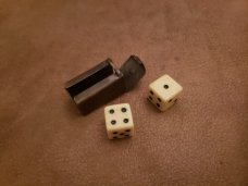 MMKampT 2 dice brass folded dice cage