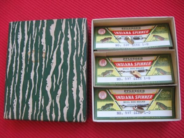 Vintage Pflueger INDIANA Spinner Fishing Lure - 12 Mint on Card In Dealer Carton
