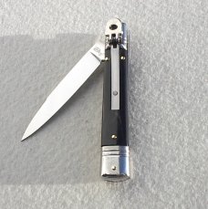 NOS AKC 8" CLASSIC SLIM LEVER LOCK SWEDGE BLADE, GENUINE BRAZILIAN HORN - MANIAGO ITALY