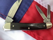 Vintage (HAND MADE) Bulldog Brand 3 Blade Whittler with Great Looking Buffalo Horn Handles & NOS