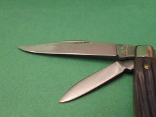 Queen Cutlery Titusville PA Delrin Peanut Pattern # 14