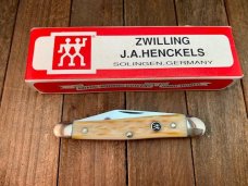 Henckels Made by Boker in Solingen Half Whittler/Pen Knife Burnt White Pinfeather Jigged Bone