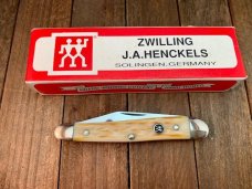 Henckels Made by Boker in Solingen Half Whittler/Pen Knife Burnt White Pinfeather Jigged Bone