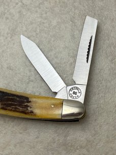 Cripple Creek USA 86 Stag Hawkeye Knife Collector's Club 1 of 100 First Edition Whittler Knife 