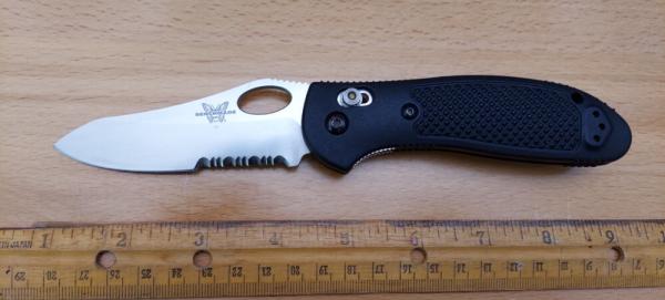 Benchmade 550 Knife RARE First Production Run (574/1000) Benchmade 550 Knife RARE First Production Run (574/1000)