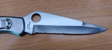 Vintage Spyderco Police C07 Half Serrated