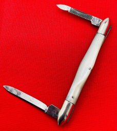 Vintage NORTHFIELD KN CO Swell Center Balloon Pen Folding Pocket Knife c.1856-1919 Mother-of-Pearl