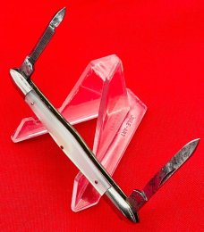 Vintage NORTHFIELD KN CO Swell Center Balloon Pen Folding Pocket Knife c.1856-1919 Mother-of-Pearl