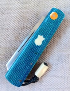 Vincenzo Balistreri White Wolf Slipjoint..4"..440C..Blue Burlap Micarta Shadow..White shield and lin