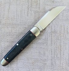 K'roo Wharnie Sleeveboard,3.75"cld..Rwl34 long pull..Denim micarta and red accents..Arrowhead Shield