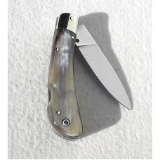 NOS AKC ITALIAN CLASSIC SPEED HUNTER BEAUTIFUL GENUINE BRAZILIAN HORN NICKEL SILVER BOLSTERS 