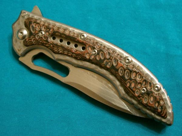 CRKT FOSSIL 5470 FOLDING HUNTER HUNTING SKINNING LOCKBACK SURVIVAL POCKET KNIFE KNIVES CRKT FOSSIL 5470 FOLDING HUNTER HUNTING SKINNING LOCKBACK SURVIVAL POCKET KNIFE KNIVES