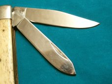 VINTAGE PARKER CUT CO EAGLE BRAND 95149 JAPAN SMOOTH BONE TRAPPER FOLDING POCKET KNIFE KNIVES OLD