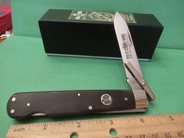 Queen Cutlery USA Linen Micarta Swing Guard Pattern # 1L