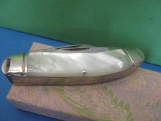 Bulldog Brand Mother of Pearl Peacock 5 Blade Sowbelly 