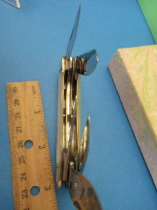 Bulldog Brand Mother of Pearl Peacock 5 Blade Sowbelly 