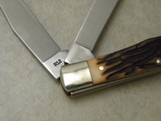 Remington UMC USA R12 Stagalon Trapper Knife in Box