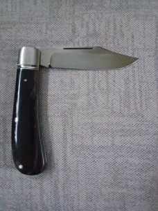 Robbie Ferreira, MDK group, Buffalo Horn Lanny,4 " cld,N690,Double long pulls,Giraffe bone shields 
