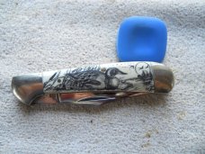 Frost Japan Surgical Steel Scrimshaw Knife Duck 
