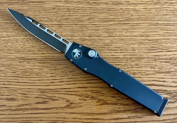 Microtech Halo 2, Clip Point Plain Edge Two Tone Blade, Unused 