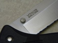 Cold Steel Japan Voyager Large Serrated Lockback Knife 