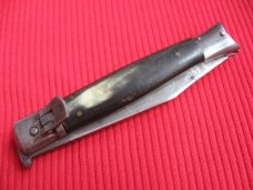 Vintage GARANTIE Italian Fishtail Leverlock Switchblade Knife.