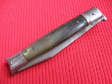 Vintage GARANTIE Italian Fishtail Leverlock Switchblade Knife.