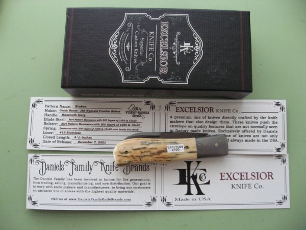 DANIELS FAMILY KNIFE BRANDS-EXCELSIOR KNIFE CO. MAMMOTH IVORY KRAKEN