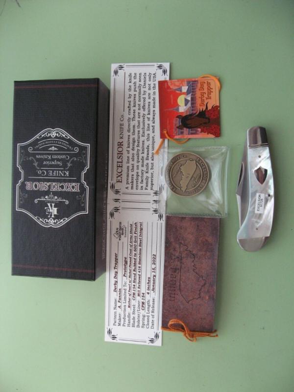 DANIELS FAMILY KNIFE BRANDS-EXCELSIOR KNIFE CO.-DERBY DAY TRAPPER PROTO