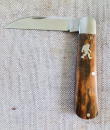 Jeffrey Mitchell Swayback Mammoth Ivory with CPM-154...3.75" clsd..Smooth scales ..Special Shield 