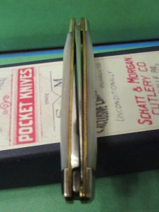 Schatt & Morgan White Pearl Pen  1 of 50 Pattern # 43