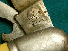 VINTAGE SABRE JAPAN 24B 24-B TRAPPER FOLDING POCKET TOOTHPICK TICKLER KNIFE KNIVES OLD