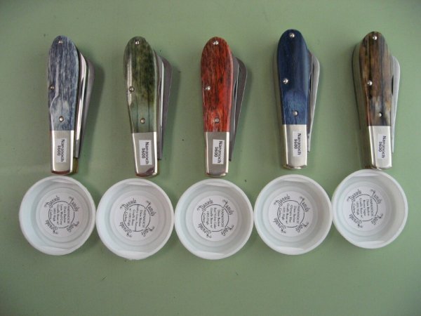 DANIELS FAMILY KNIFE BRANDS-NAPANOCH KNIFE CO.-DIXIE BARLOW-GIRAFFE BONE
