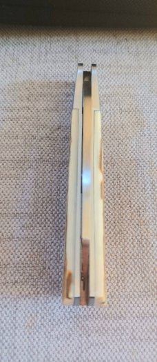 Steve Vanderkolff Mammoth Native, 4"cld..White Crackle,Smooth...Cpm154..integral bolsters 