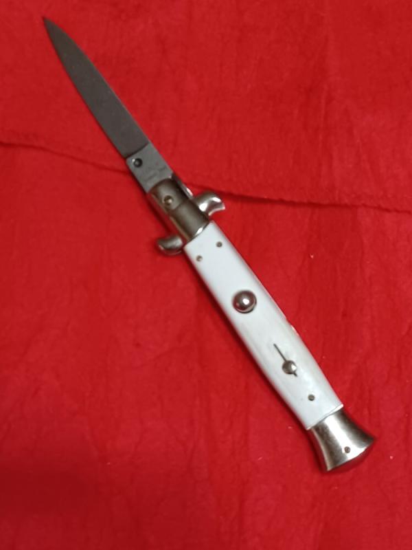 Frank B. Switch kit. Short blade for German market. Frank B. Switch kit. Short blade for German market.