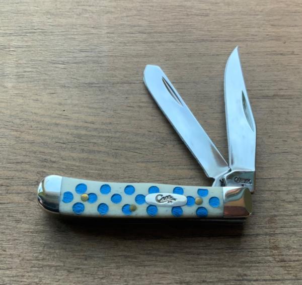 CASE Tiny Trapper Blue Polka Dot