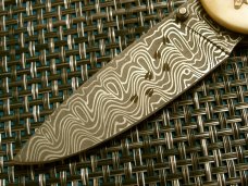 AMERICAN MINT WHITETAIL DEER BIG GAME HUNTING KNIFE POCKET KNIFE KNIVES MIB BOX